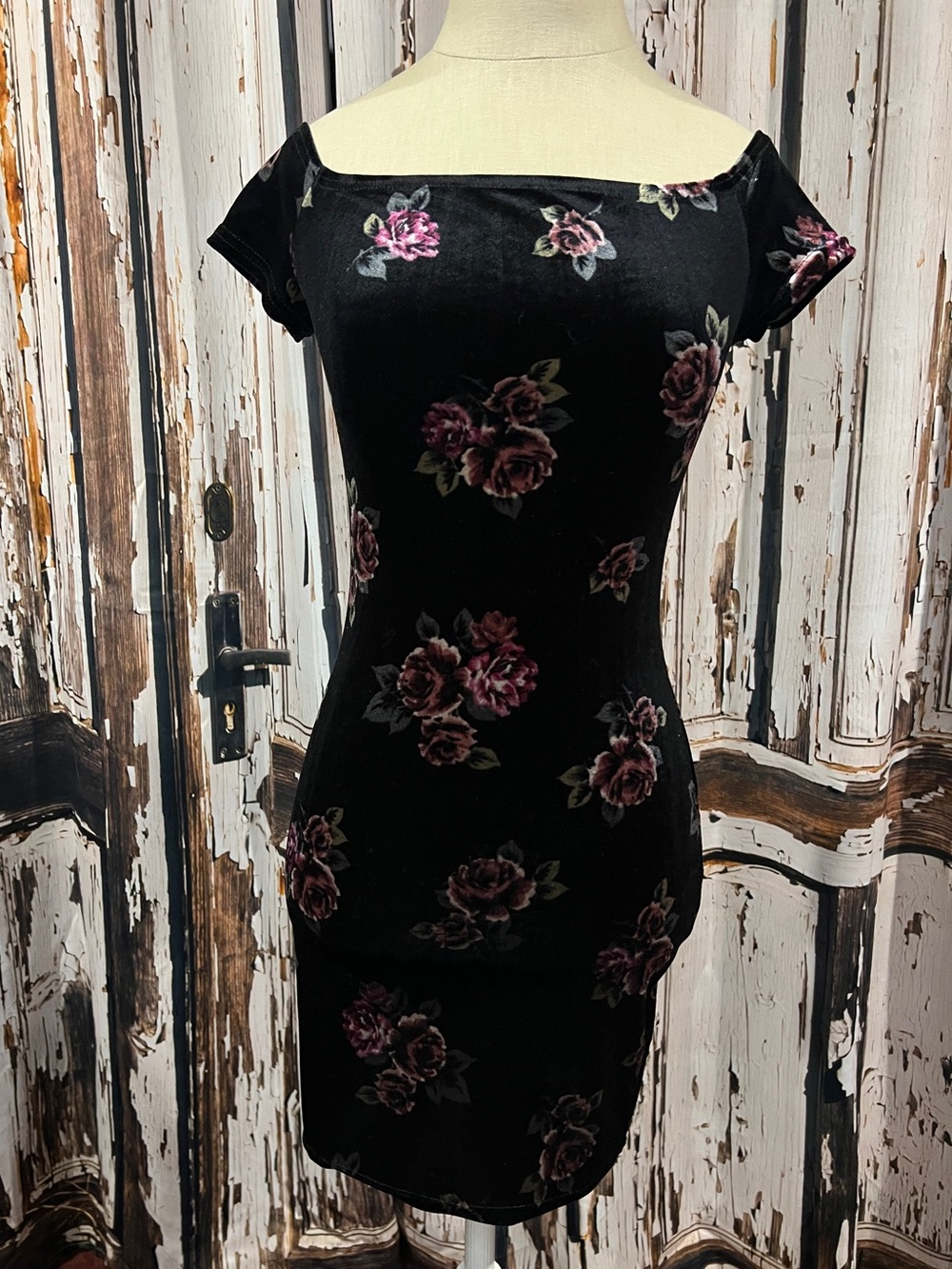 Atmosphere Black Velvet Off-Shoulder Mini Dress with Pink Rose Print
